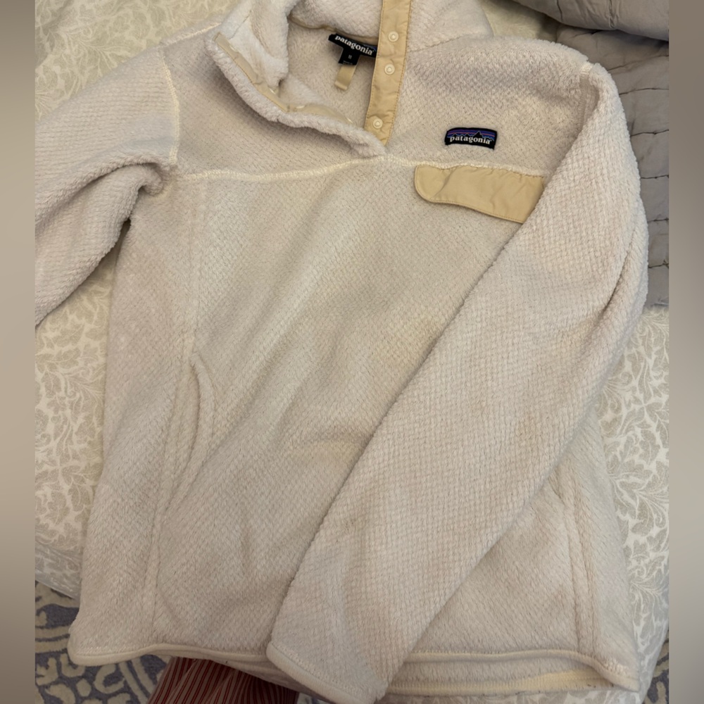 Patagonia Cream Quarter Button up pullover